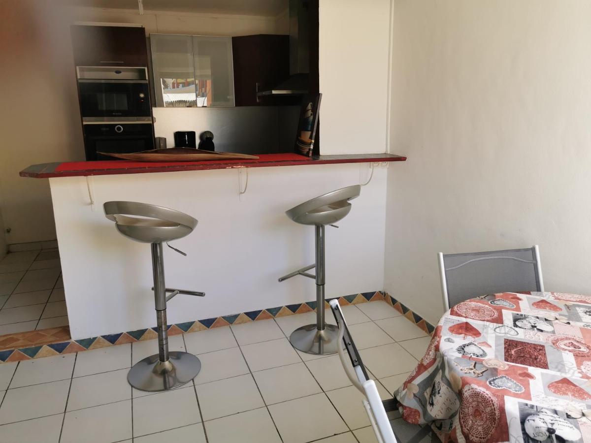 La Creole T3 Lumineux A 1Mn De La Plage Le Gosier  Exteriör bild
