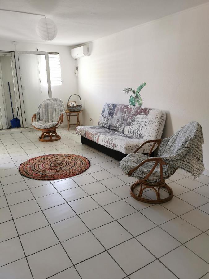 La Creole T3 Lumineux A 1Mn De La Plage Le Gosier  Exteriör bild